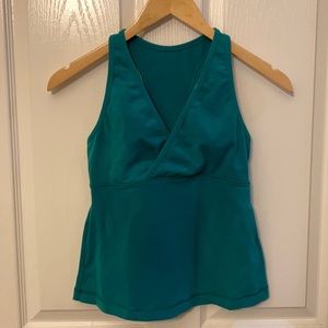 Lyly lemon workout top